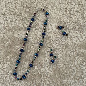 Handmade earrings and necklace set